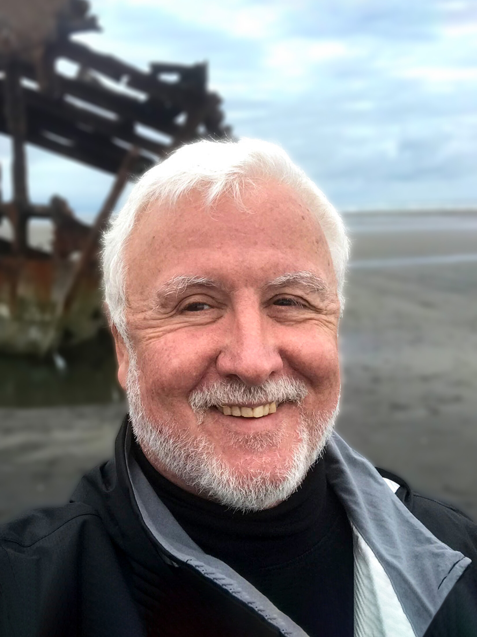 Jim In Front Of Peter Iredale Wreck - Credit Daniel Fiore