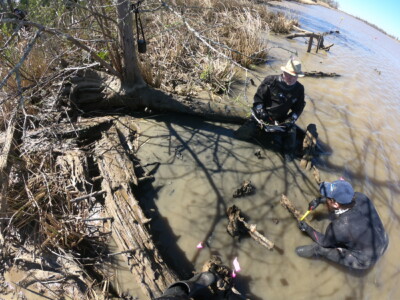 Jim and SEARCH archaeologist Joe Grinnan survey a wreck in the Mobile River